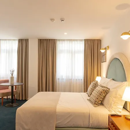 Westlight Madalena 4* Лиссабон