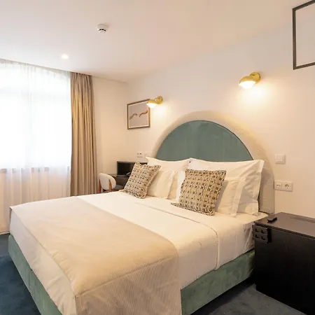 Westlight Madalena Отель