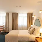 Westlight Madalena 4* ליסבון