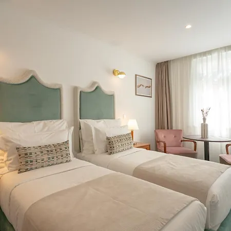 Westlight Madalena מלון