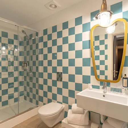 Westlight Madalena ליסבון