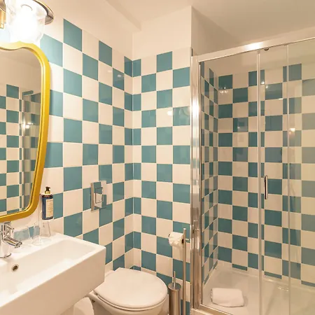 Westlight Madalena Готель