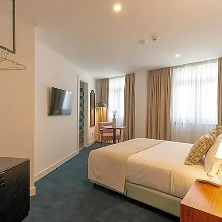 Westlight Madalena Hotel