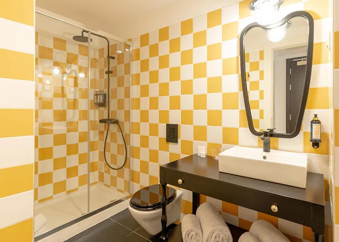 Westlight Madalena Lisboa