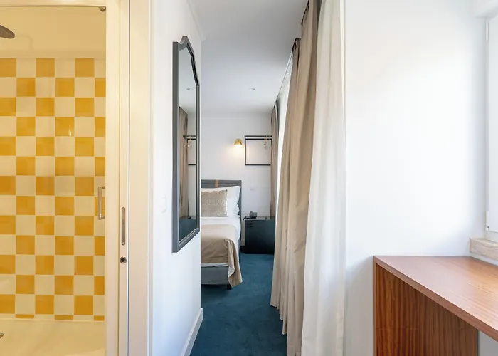 Ξενοδοχείο Westlight Madalena 4*